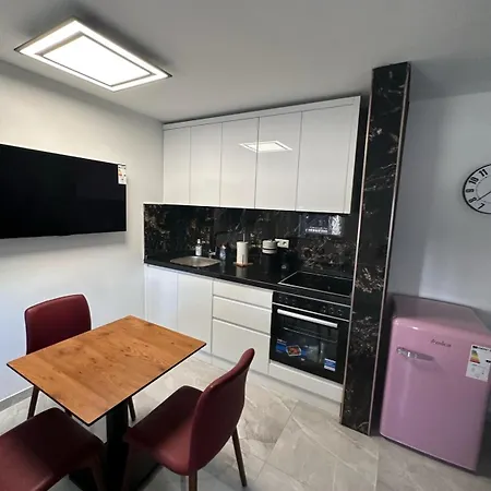 Appartamento Charmante Ferienwohnung In Thekla Lipsia